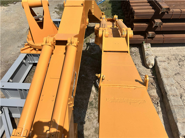 2 Units - Gemco Rock Breakers)